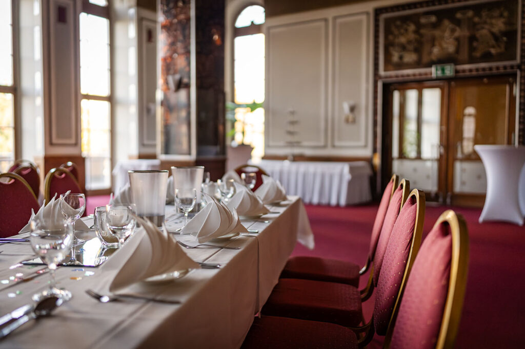 Ringcafe lange Tafel